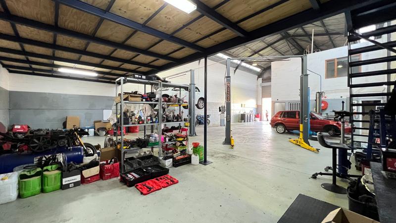 To Let commercial Property for Rent in Montague Gardens Western Cape